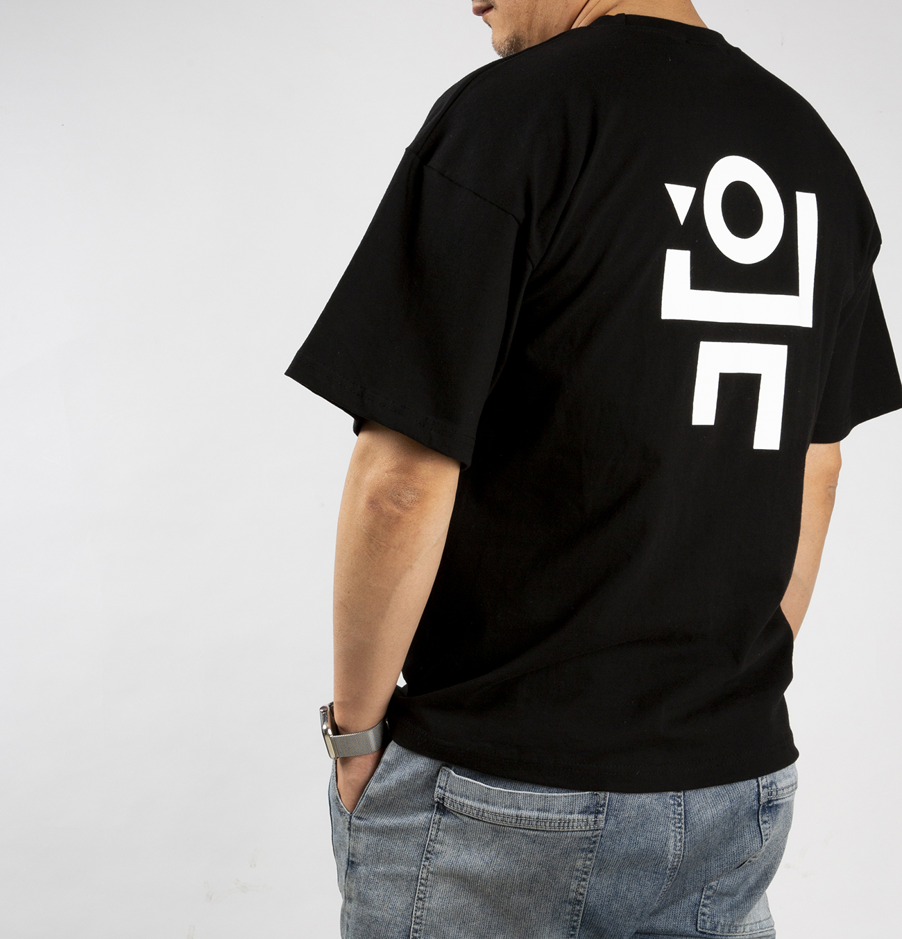 영문 빅 로고 베이직 반팔티셔츠 블랙 detail 3