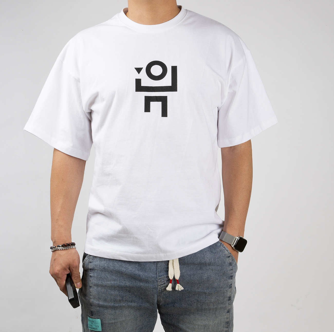 빅심볼 로고 베이직 반팔티셔츠 화이트 detail 1